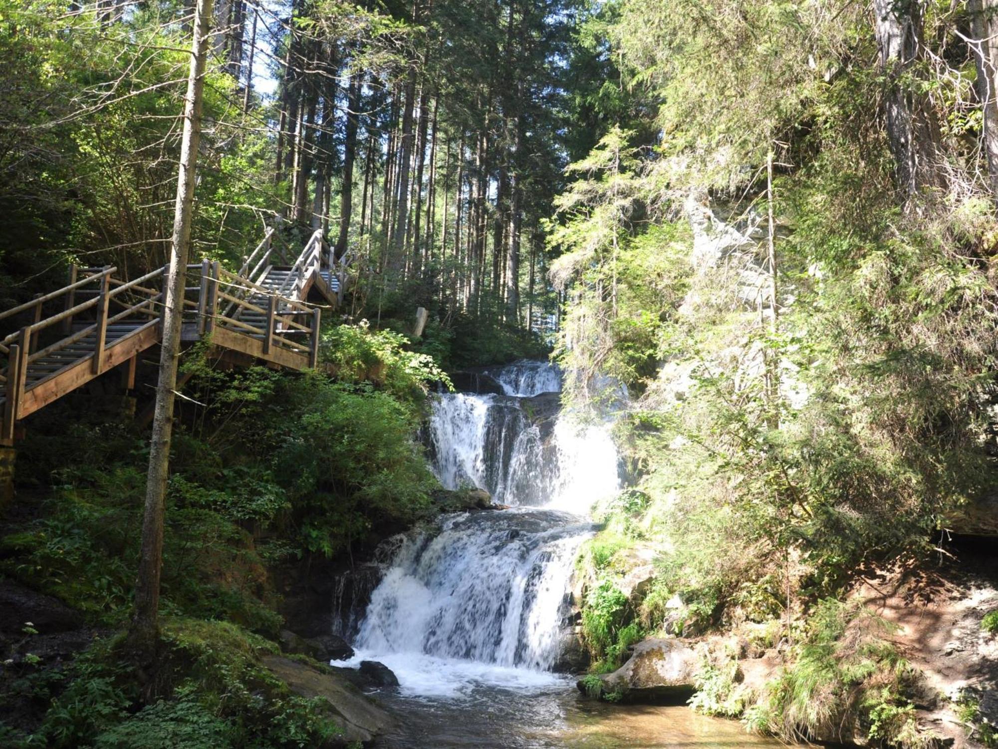 Grebenzen Eiszeit Lodge Санкт Ламбрехт Екстериор снимка